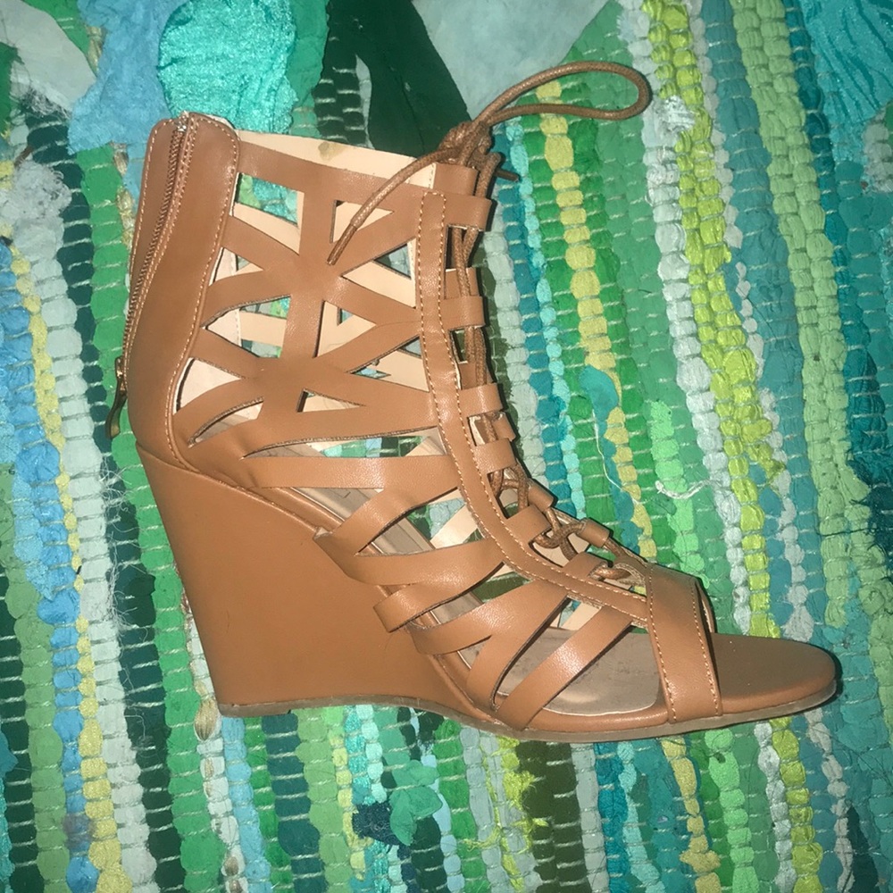 Brown wedges